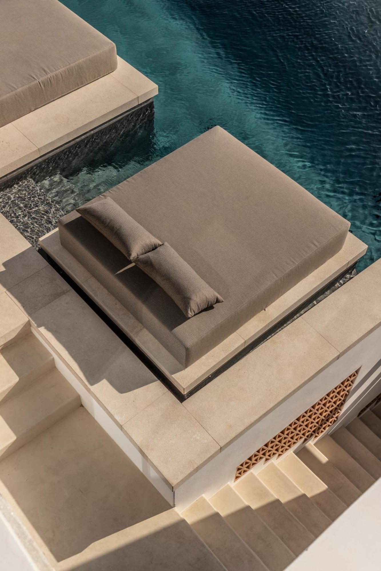 The Skyvilla Mykonos - A Landmark Property With Breathtaking Views Of The Psarou Bay Mykonos Town Exteriör bild